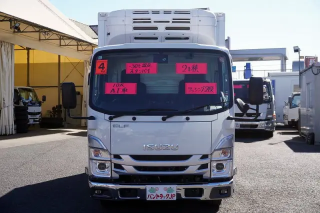 いすゞ エルフ 2RG-NLR88AN(2WD)の写真2