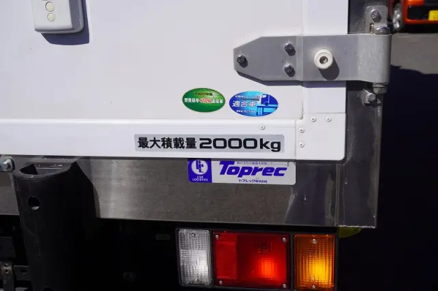いすゞ エルフ 2RG-NLR88AN(2WD)の写真27