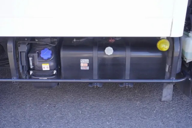 いすゞ エルフ 2RG-NLR88AN(2WD)の写真29