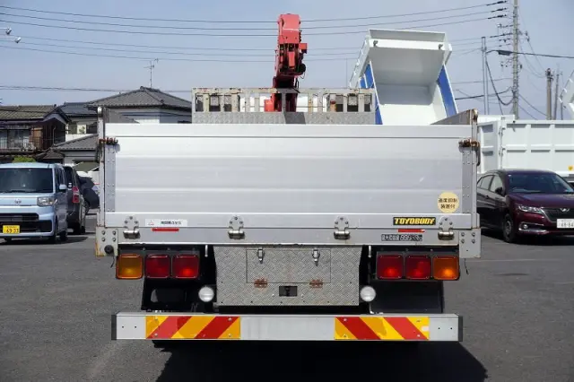 三菱 ファイター QKG-FK62FZ(2WD)の写真4