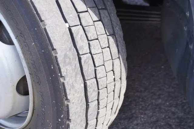 三菱 ファイター QKG-FK62FZ(2WD)の写真9