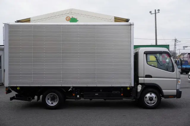 三菱 キャンター 2PG-FEB50(2WD)の写真5