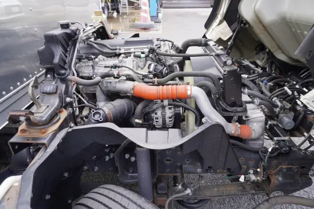 三菱 キャンター 2PG-FEB50(2WD)の写真15