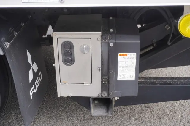 三菱 キャンター 2PG-FEB50(2WD)の写真28