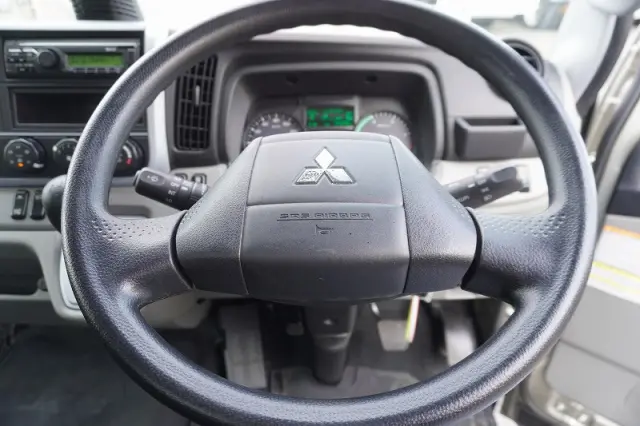 三菱 キャンター 2PG-FEB50(2WD)の写真31