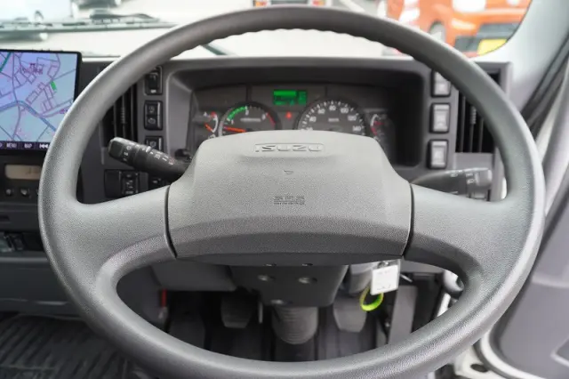 いすゞ フォワード 2RG-FRR90S2(2WD)の写真25