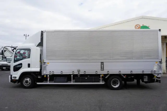 いすゞ フォワード TKG-FRR90S2(2WD)の写真3