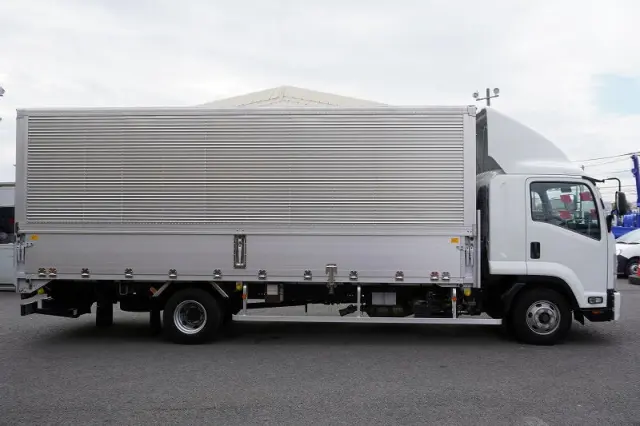 いすゞ フォワード TKG-FRR90S2(2WD)の写真5