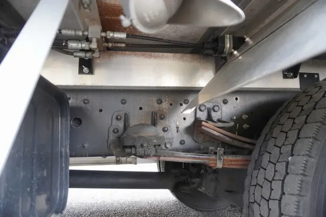 いすゞ フォワード TKG-FRR90S2(2WD)の写真12