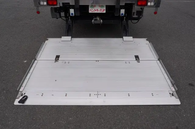 日野 レンジャー 2KG-FD2ABG(2WD)の写真28