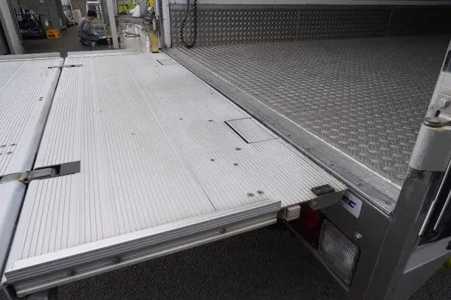 日野 レンジャー 2KG-FD2ABG(2WD)の写真30