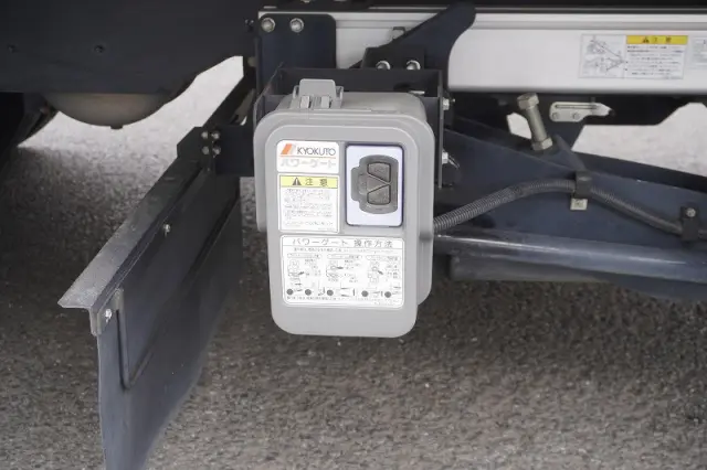 日野 レンジャー 2KG-FD2ABG(2WD)の写真33