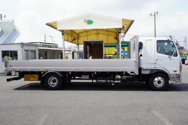 三菱 ファイター 2KG-FK65F(2WD)の写真5