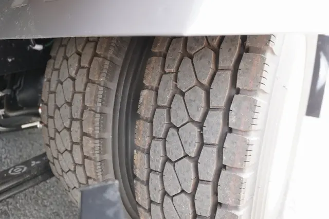 三菱 ファイター 2KG-FK65F(2WD)の写真10
