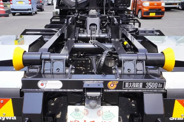三菱 ファイター 2KG-FK62F(2WD)の写真18