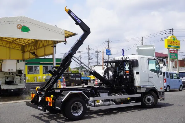 三菱 ファイター 2KG-FK62F(2WD)の写真20