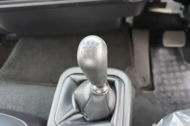 三菱 ファイター 2KG-FK62F(2WD)の写真25