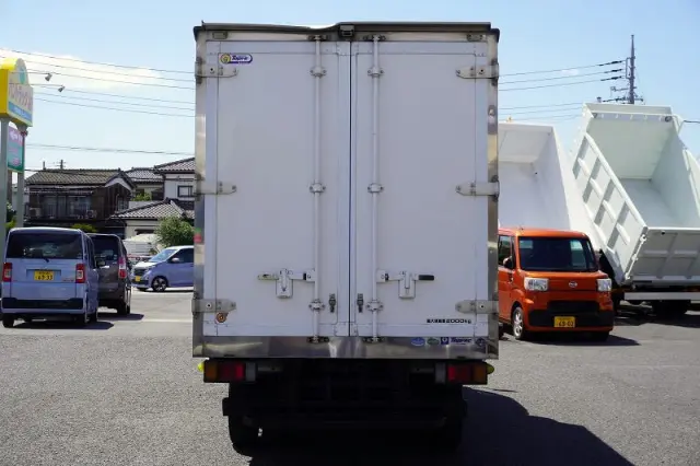 いすゞ エルフ TPG-NLR85AN(2WD)の写真4