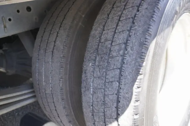 いすゞ エルフ TPG-NLR85AN(2WD)の写真10