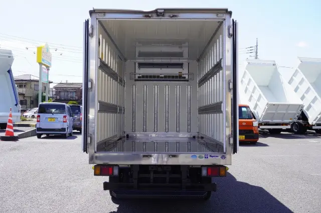 いすゞ エルフ TPG-NLR85AN(2WD)の写真19