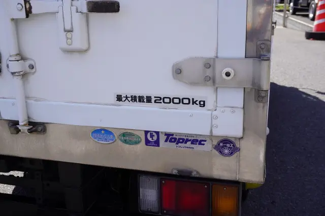いすゞ エルフ TPG-NLR85AN(2WD)の写真26