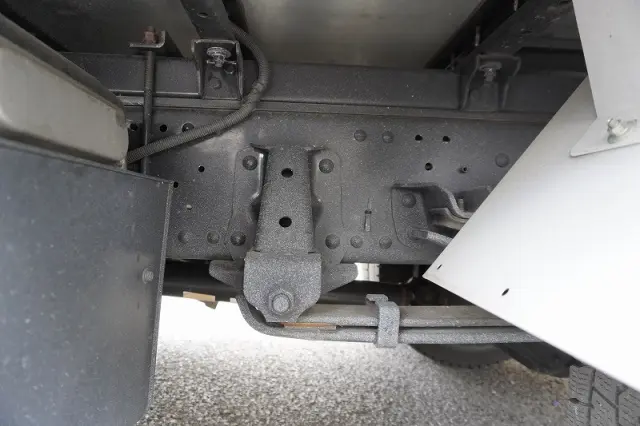 いすゞ エルフ 2SG-NPR88AN(2WD)の写真12