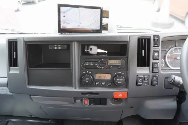 いすゞ エルフ 2SG-NPR88AN(2WD)の写真36