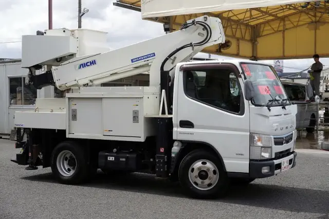 三菱 キャンター TPG-FEA50(2WD)の写真6