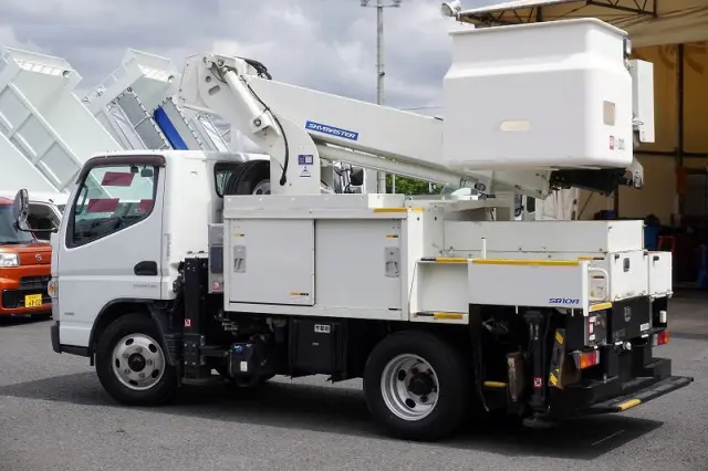 三菱 キャンター TPG-FEA50(2WD)の写真7