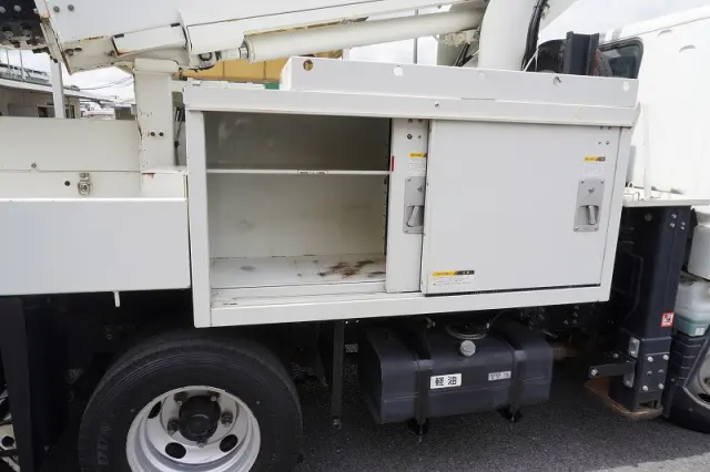 三菱 キャンター TPG-FEA50(2WD)の写真24