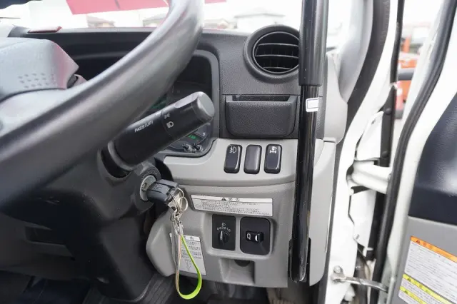 三菱 キャンター TPG-FEA50(2WD)の写真43