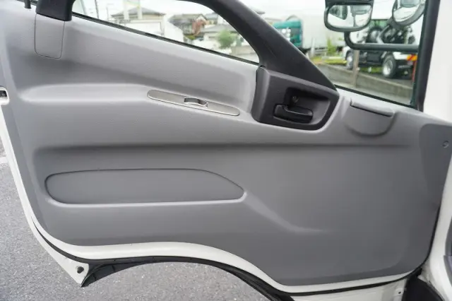 日野 デュトロ TKG-XZU720M(2WD)の写真43