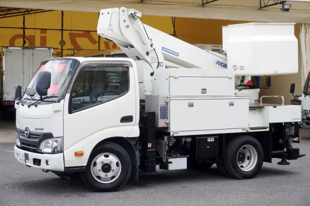 日野 デュトロ TKG-XZU600X(2WD)の写真1