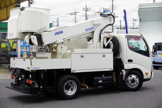 日野 デュトロ TKG-XZU600X(2WD)の写真8