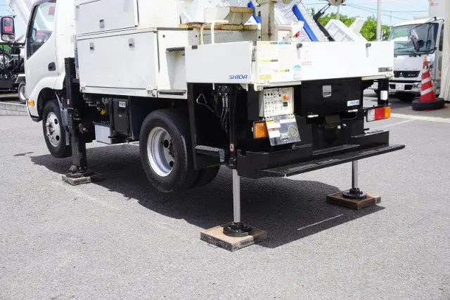 日野 デュトロ TKG-XZU600X(2WD)の写真30