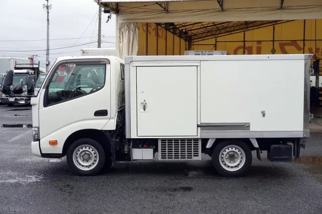 トヨタ ダイナ QDF-KDY221(2WD)の写真3