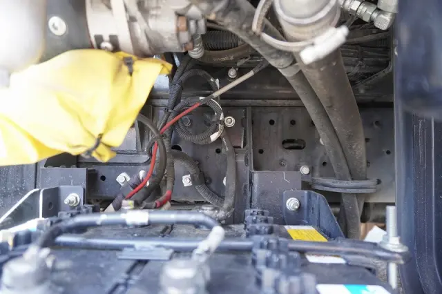 いすゞ エルフ TPG-NKR85N(2WD)の写真12