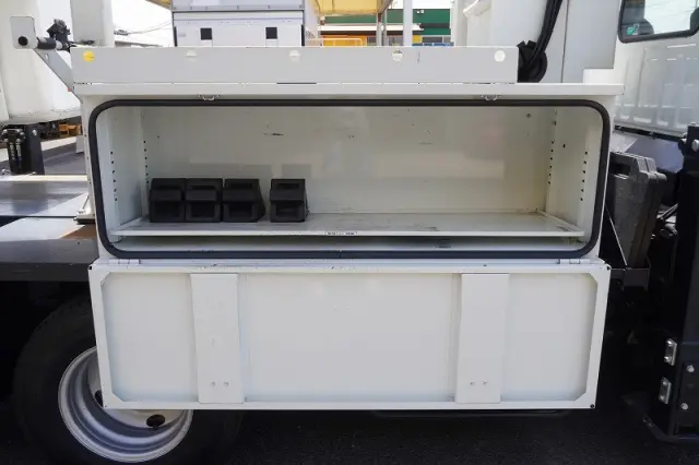 いすゞ エルフ TPG-NKR85N(2WD)の写真21