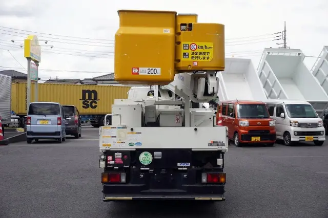 いすゞ エルフ TPG-NKR85AN(2WD)の写真4