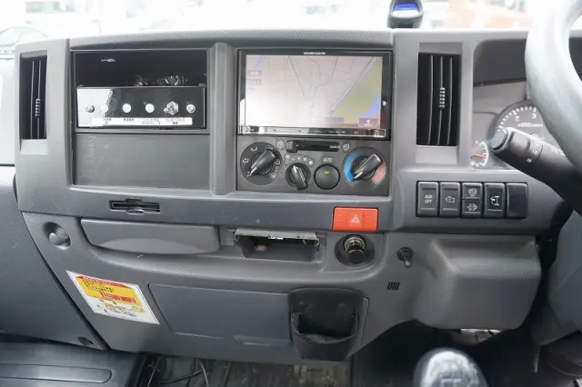 いすゞ エルフ TPG-NKR85AN(2WD)の写真38
