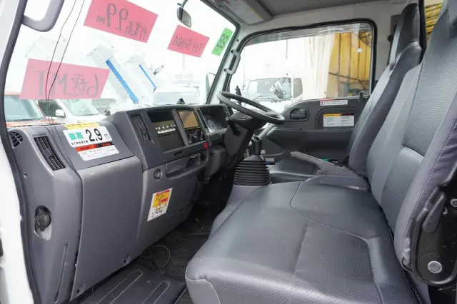 いすゞ エルフ TPG-NKR85AN(2WD)の写真44