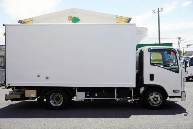 いすゞ エルフ 2PG-NPR88AN(2WD)の写真5