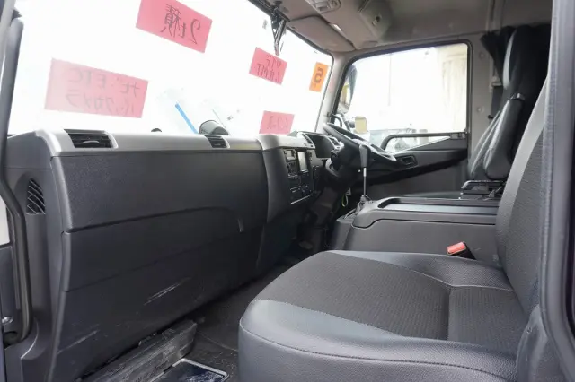 三菱 ファイター 2KG-FK65F(2WD)の写真42