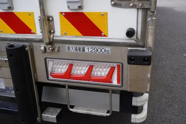 いすゞ ギガ 2PG-CYJ77D(8x4)の写真31