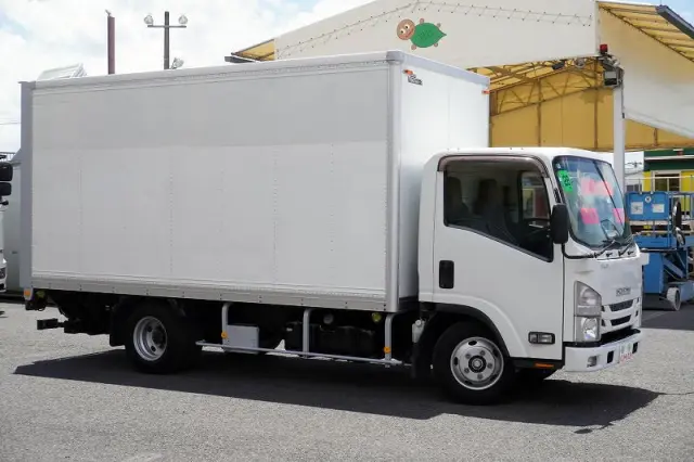 いすゞ エルフ TRG-NMR85AN(2WD)の写真6