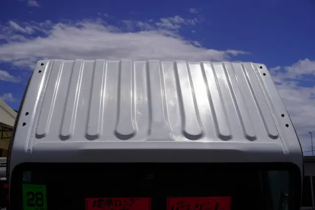 いすゞ エルフ TRG-NMR85AN(2WD)の写真17