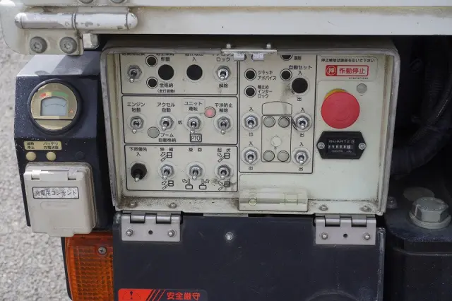 日野 デュトロ TKG-XZU600X(2WD)の写真33
