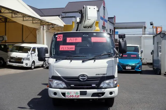 日野 デュトロ TPG-XZU600X(2WD)の写真2