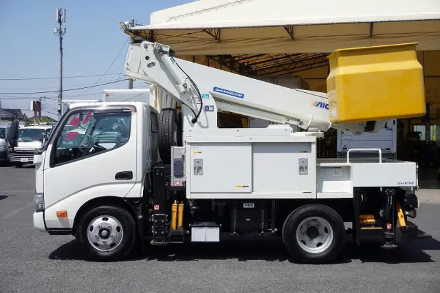 日野 デュトロ TPG-XZU600X(2WD)の写真3