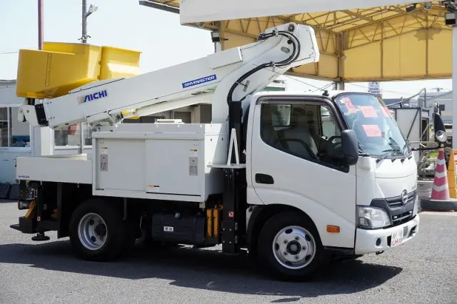 日野 デュトロ TPG-XZU600X(2WD)の写真6